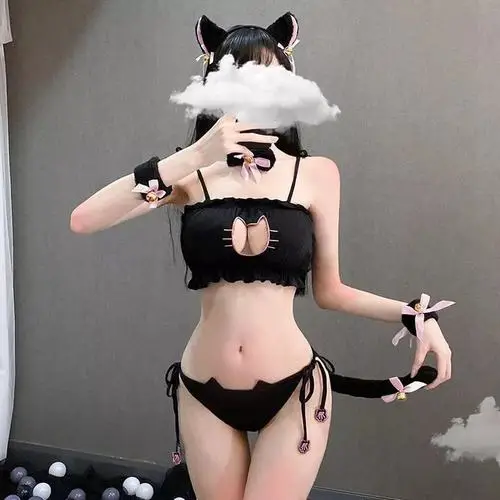 22 Hình gái đẹp cosplay tai mèo, tóc đen, biểu cảm tinh nghịch, vibe cá tính khiến khung hình nổi bật.