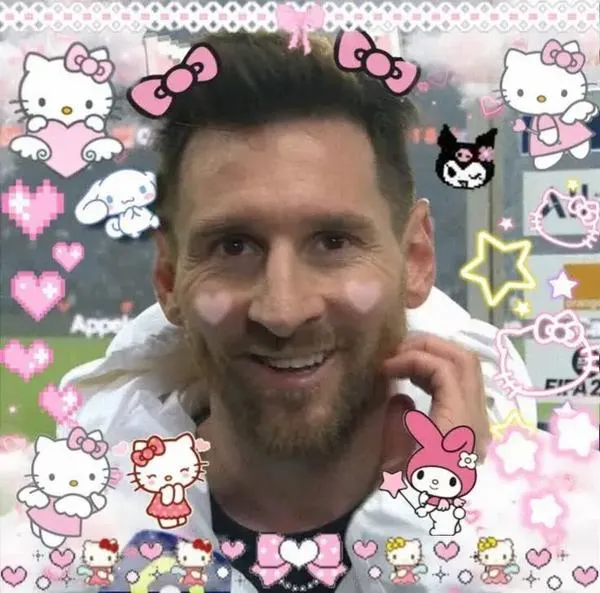 13 Nụ cười gượng của Messi, cứu nguy khi bạn phải giả ổn