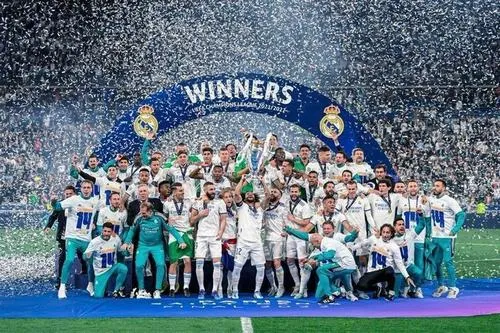 46 Ảnh Real Madrid 2017 với đội hình huyền thoại và 5 danh hiệu cùng HLV Zidane