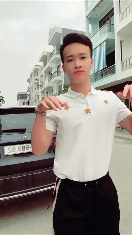 23 Khoảnh khắc Hoàng Đức tranh chấp tay đôi, áo đấu nhăn nếp, va chạm mạnh, cảm xúc thật