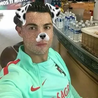 34 Hình troll Ronaldo tức tối khi bị phạm lỗi, nghiến răng chịu đựng