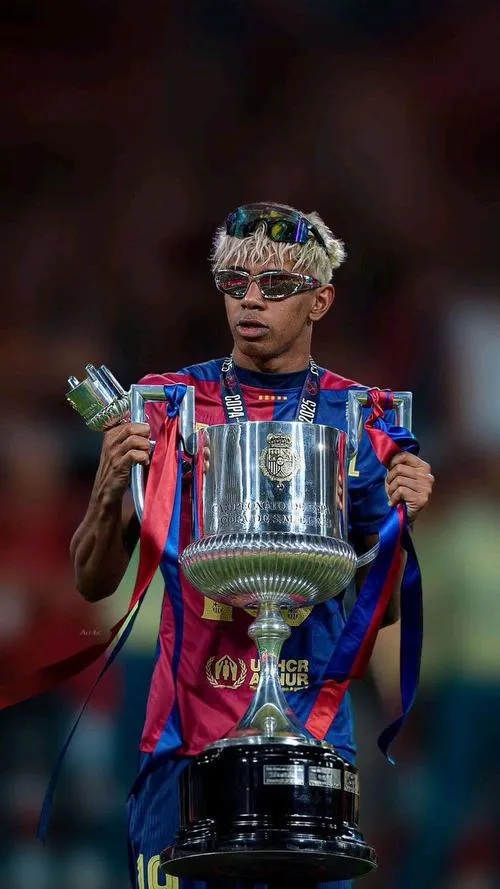 47 Hình nền đẹp khoảnh khắc kiến tạo, tay chỉ hướng, nhãn quan chiến thuật thể hiện rất rõ