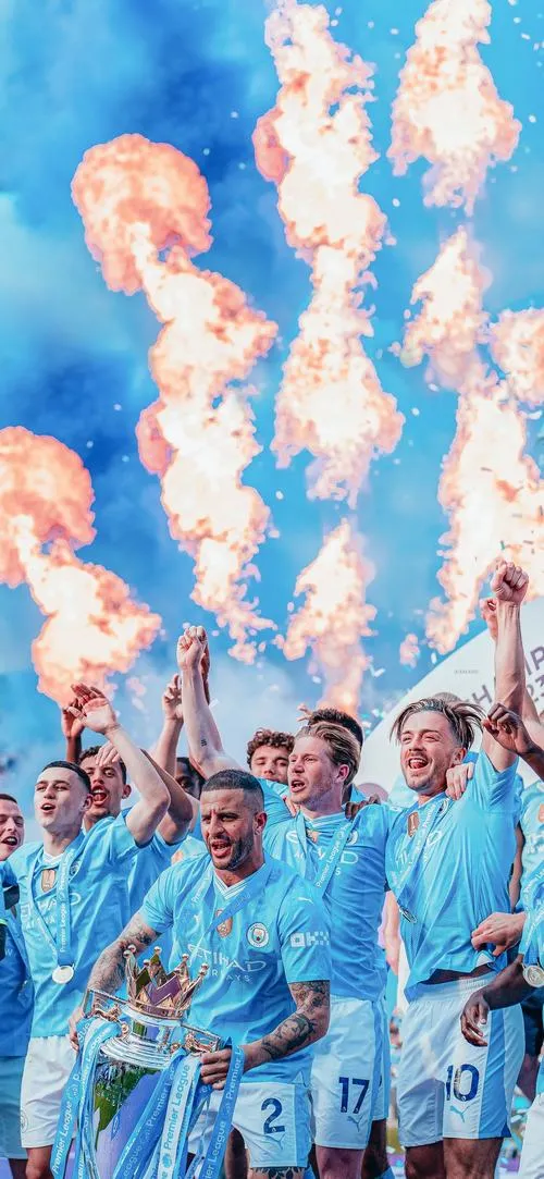 16 Hình nền điện thoại Manchester City ngầu, pháo lửa bùng cao, Sky Blue phủ áo và khói sáng rực
