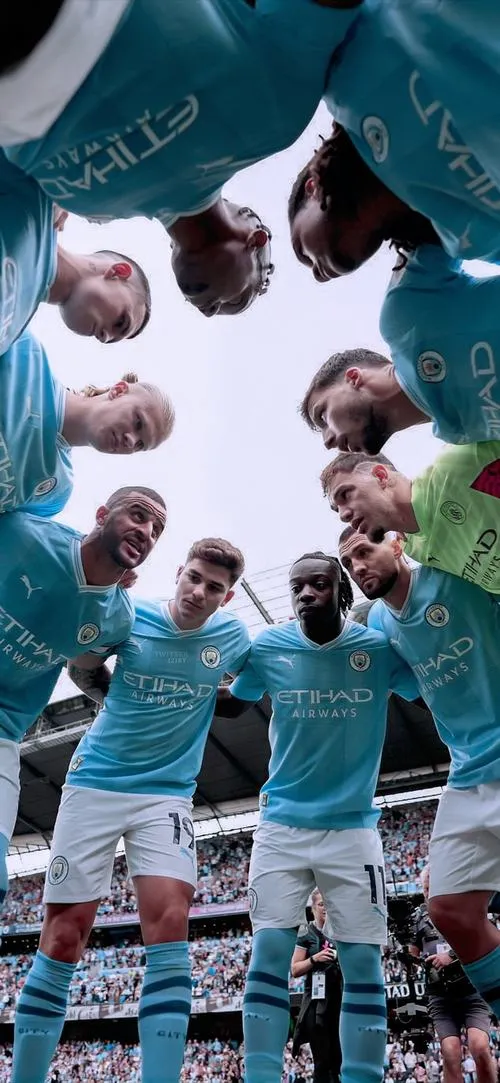 23 Tải ảnh hình nền điện thoại MC, bông hồng đỏ Lancashire chấm nhẹ, Sky Blue dịu mắt cả ngày