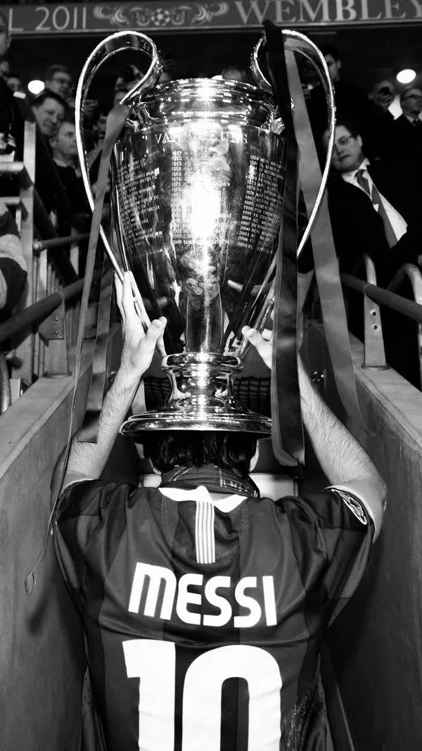 29 Hình nền 4K áo đấu có logo và số áo rõ, nền xanh trắng sạch, hợp màn AMOLED.