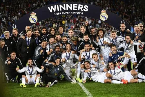 95 Ảnh và Hình Nền Real Madrird đẹp với gam màu trắng hoàng gia sang trọng cổ điển