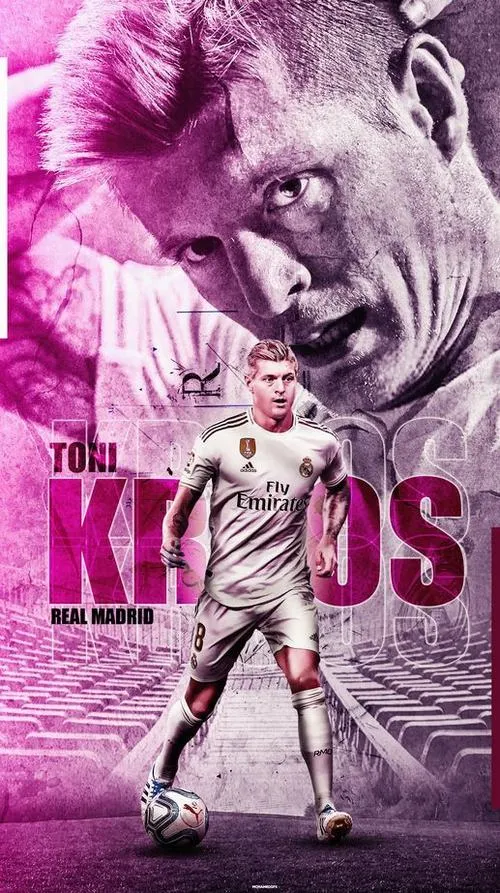2 Hình nền Toni Kroos đẹp cận cảnh cổ tay áo gọn, ánh mắt lạnh, chất Iceman rất bền