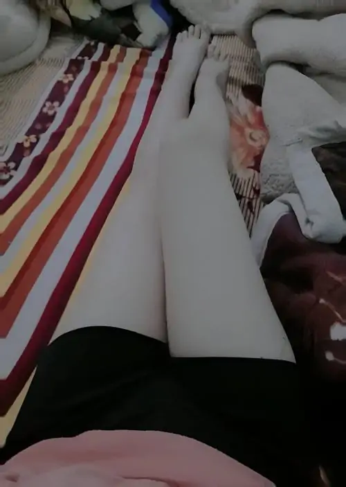 85 Ảnh Gái Xinh Khoe Đùi Đẹp trắng trẻo nõn nà cùng đôi chân thon gọn cực kỳ hấp dẫn