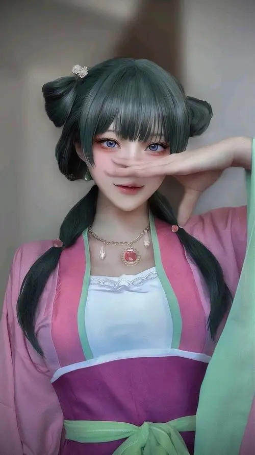 56 Cô nàng nhập vai Sailor Moon cùng váy thủy thủ quen thuộc mang đến vẻ cổ điển mà vẫn sáng bừng