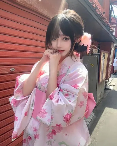 69 Ảnh Gái Nhật Mặc Kimono cute đậm chất truyền thống với hoa anh đào và chùa cổ