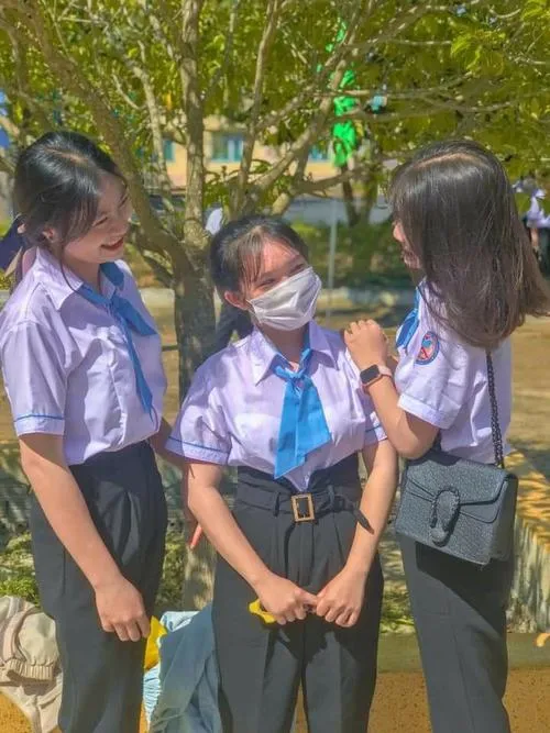 13 Gợi ý ảnh nữ sinh cấp 2 cho nội dung thanh xuân trường lớp với cảm giác gần gũi, mộc mạc