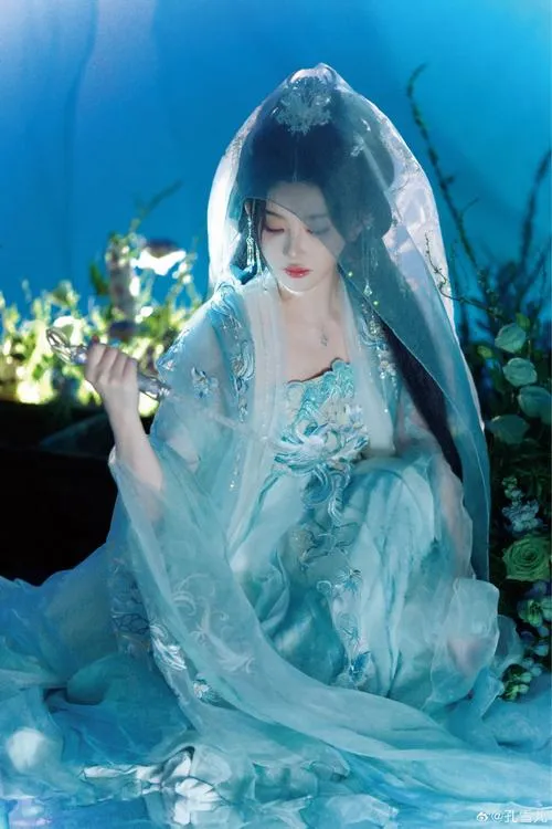 33 Ảnh người đẹp diện đồ cổ trang phong cách tiên hiệp với visual dịu dàng và thanh thoát