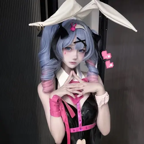13 Ảnh cosplayer nữ xinh với mái tím bạc và tai thỏ lớn làm bật khuôn mặt búp bê cùng vẻ xinh xắn