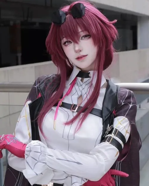 10 Mỹ nữ tóc đỏ hóa nhân vật khoa học viễn tưởng với tạo hình sắc nét và khí chất mạnh mẽ rất riêng