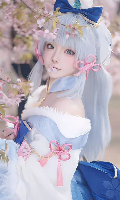 18 Nàng thơ tóc xanh nhạt đội vòng hoa mang vẻ huyền ảo và dịu nhẹ như một giấc mơ đầu hè