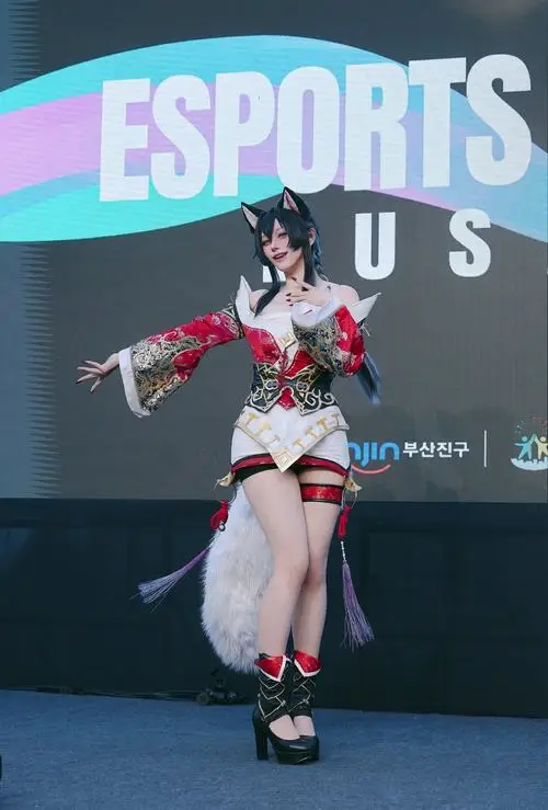 34 Tạo hình Teemo phiên bản nữ đem lại cảm giác đáng yêu với mũ lông sáng và gương mặt tươi tắn