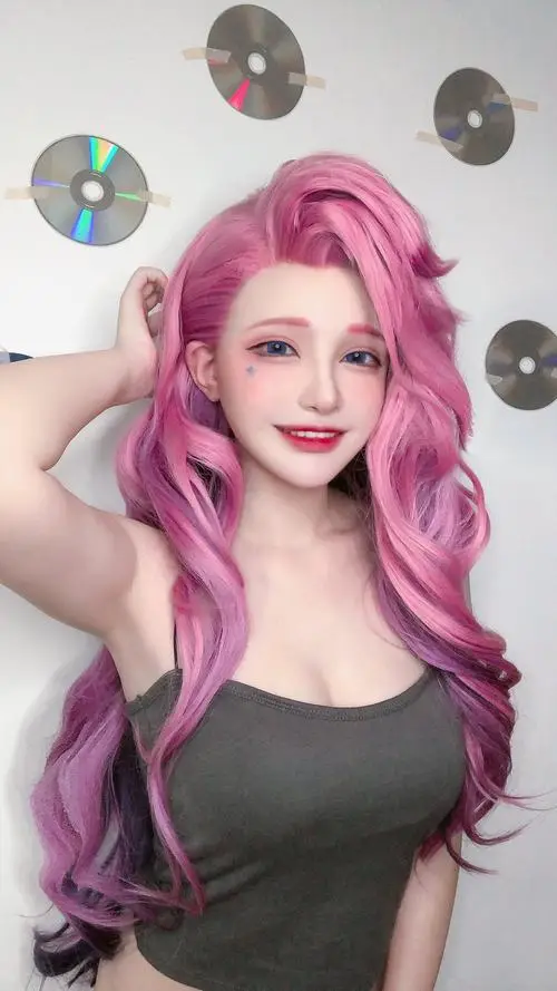 43 Ảnh người đẹp cosplay tướng nữ Liên Minh với visual ấn tượng và thần thái mạnh mẽ