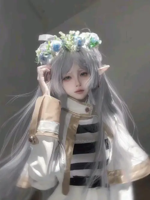 12 Bộ ảnh gái xinh hóa thân anime nữ tóc bạc dài cài vòng hoa tạo vẻ mộng mơ như bước ra truyện tranh