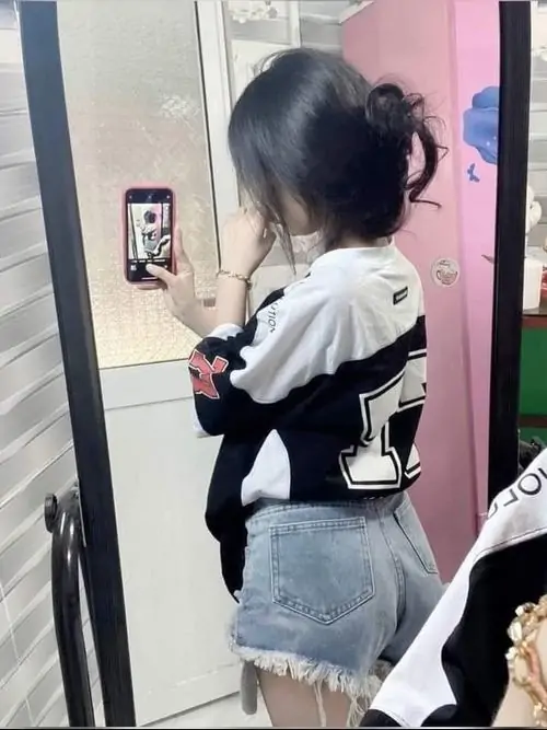 39 Ảnh gái dễ thương che mặt khiến khung hình trở nên thơ mộng và đầy tò mò