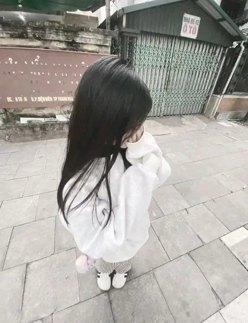 35 Ảnh gái xinh cute che mặt trong concept đời thường và aesthetic trẻ trung hiện đại