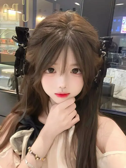 37 Loạt ảnh gái xinh cute thu hút người xem nhờ visual trong trẻo và biểu cảm dễ mến