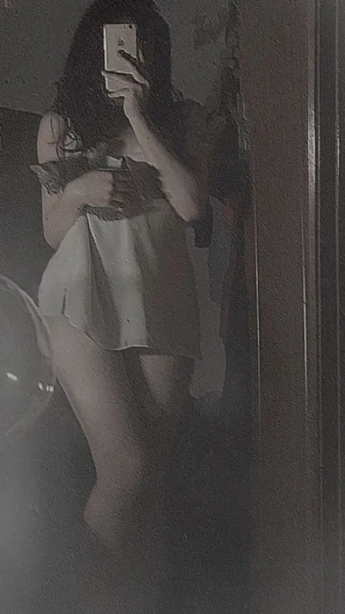 5 Loạt ảnh đồ ngủ nữ tính tôn vóc dáng thanh thoát cùng thần thái lười biếng cực hút mắt