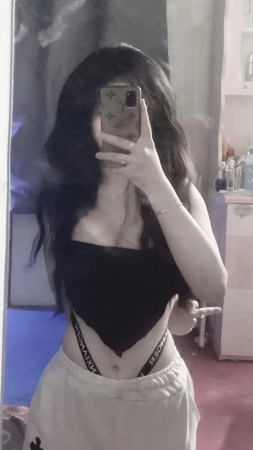 66 Ảnh Gái Xinh Ngầu Che Mặt với vibe lạnh lùng đậm chất bad girl đầy cuốn hút