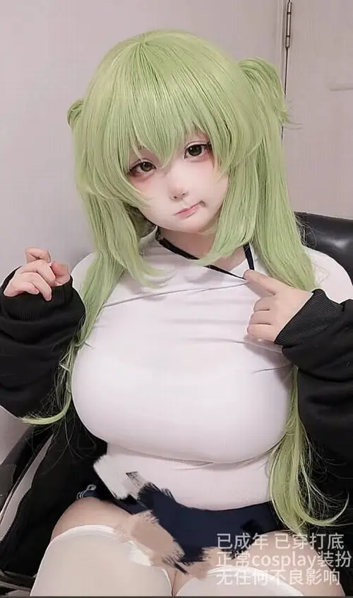 15 Ảnh cô gái tóc xanh non phối áo ôm tay đen gợi cảm hứng cosplay Nhật với khí chất chuẩn Nhật