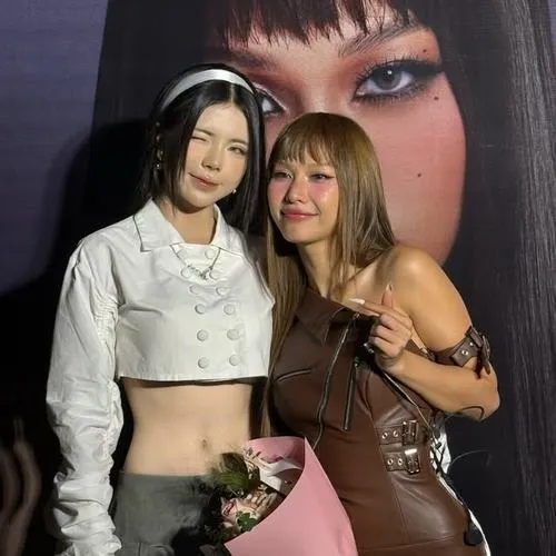 30 Bộ ảnh Mai Dora trong không gian tối nhấn mạnh vẻ sang trọng và thần thái bản lĩnh của cô