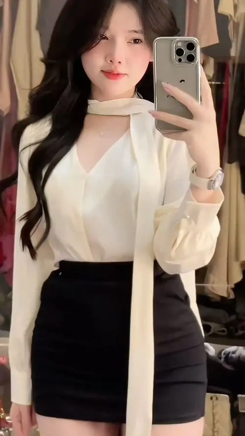 99 Ảnh Gái Xinh Mặc Váy từ váy ngắn sexy tới ôm body nóng bỏng phong cách quyến rũ