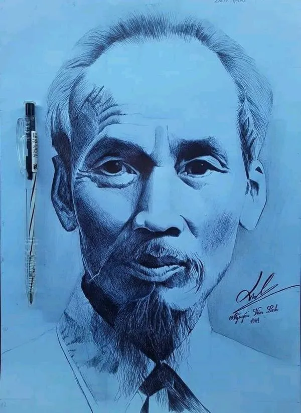 4 Ảnh nghệ thuật về Bác Hồ phủ sắc xanh lạ mắt làm nổi bật ánh mắt sáng ngời cùng thần thái hiền từ đầy sức hút