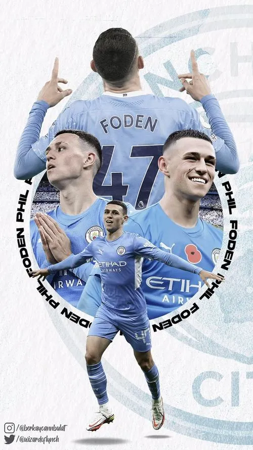 14 Hình Phil Foden khi thi đấu cho đội tuyển Anh, dáng đứng tự tin và ánh nhìn tập trung làm khung hình nổi bật