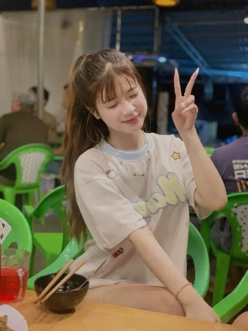 78 Ảnh Gái Xinh 2k6 (2006) vẻ đẹp vừa dịu dàng vừa nghệ thuật ghi lại nét thanh xuân