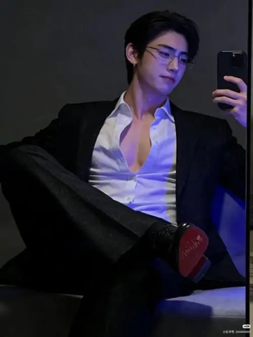 90 Ảnh Tổng Tài Trung Quốc Ngầu Bá Đạo cho ai mê hình tượng chủ tịch lạnh lùng giàu có